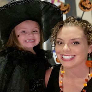 Meet your Posher, Courtney